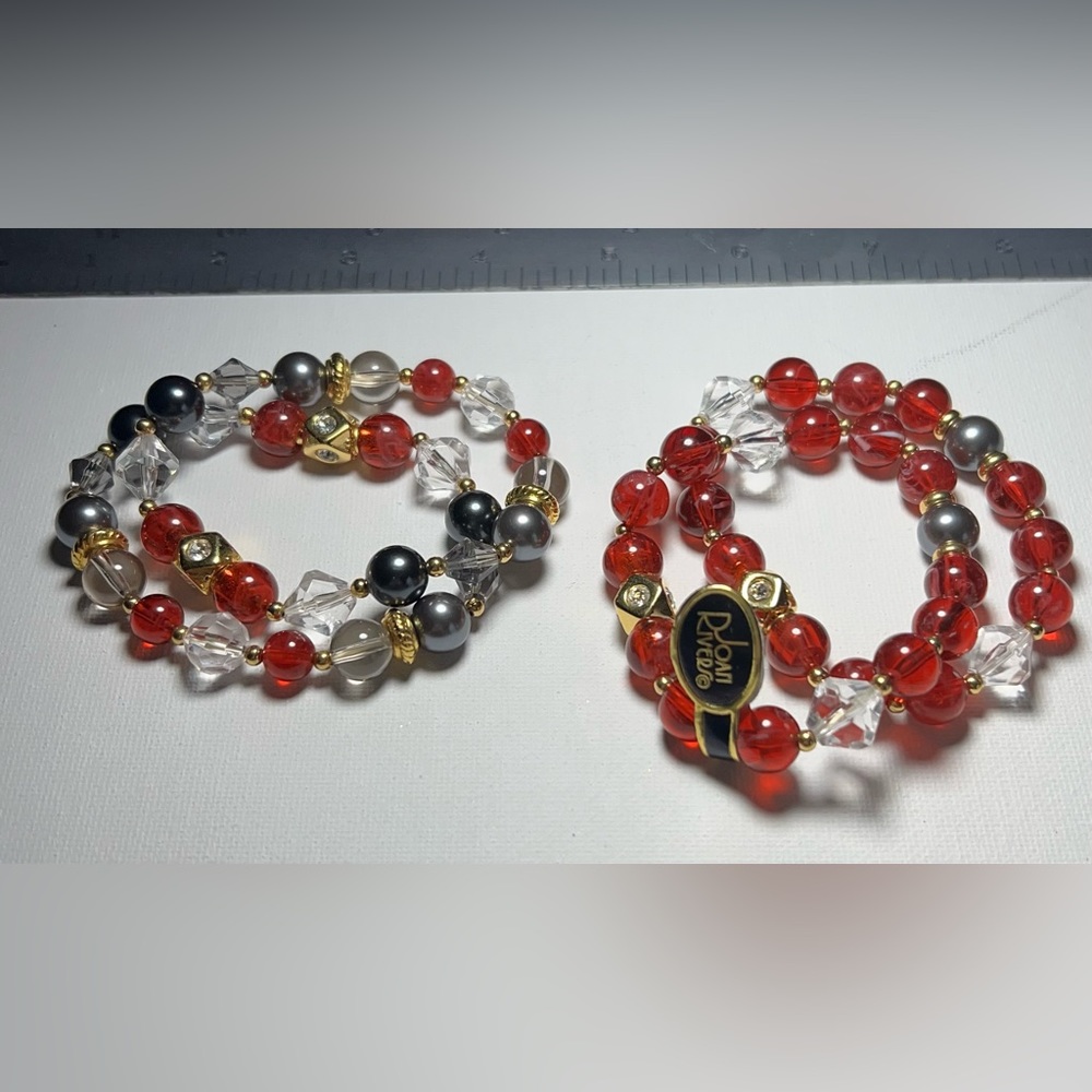 Joan Rivers Stretch Bracelet Lot of Four Red Amber and Black Pearls Gorgeous J20